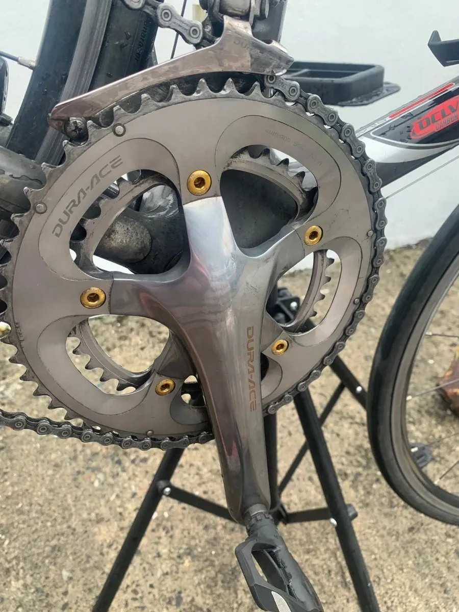 Trek Madone Road Bike 56cm - Image 4