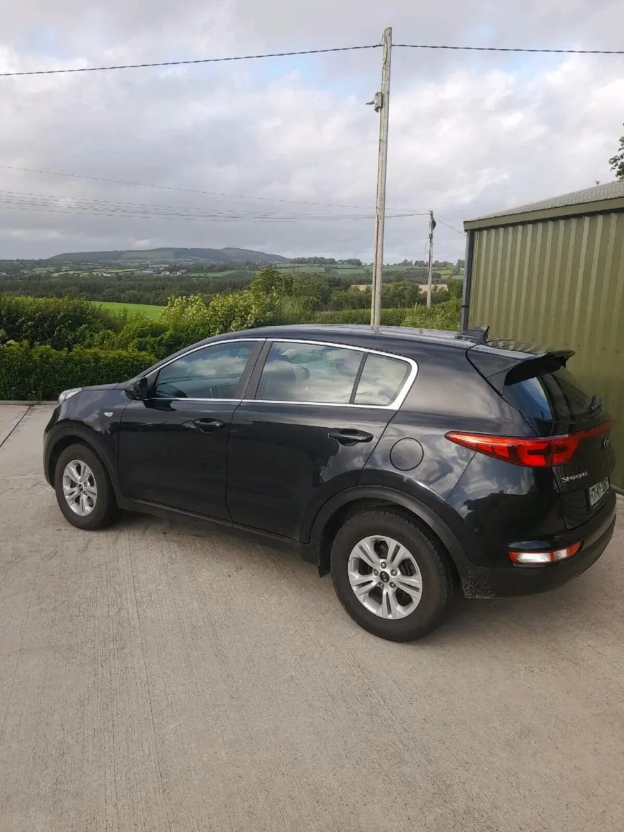 Kia sportage 1.7crdi  2017 - Image 2