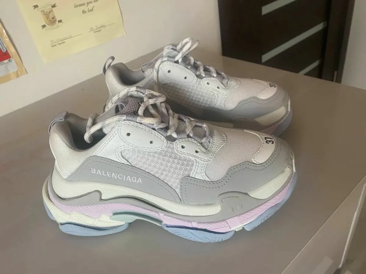 Balenciaga Triple S Homme violet top - Image 3