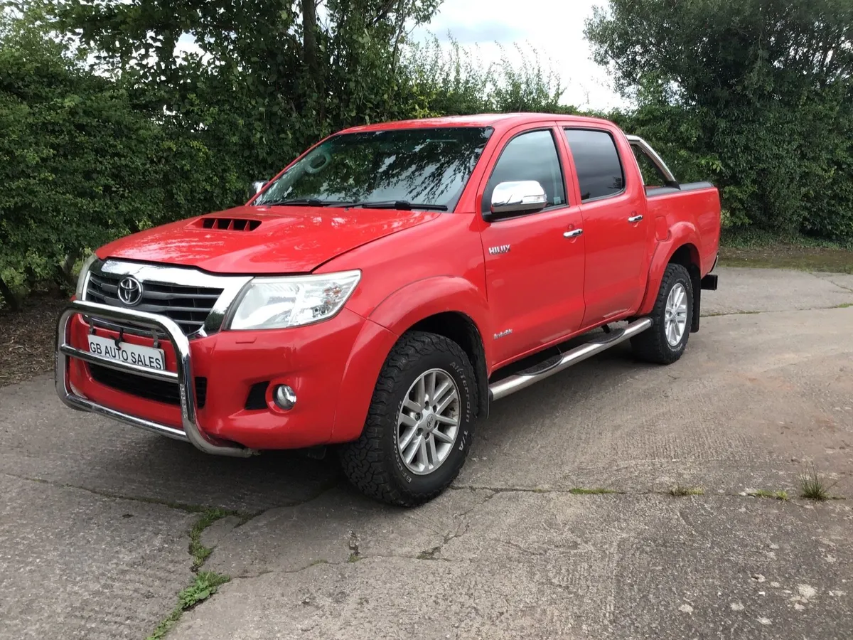 Toyota Hilux - Image 1