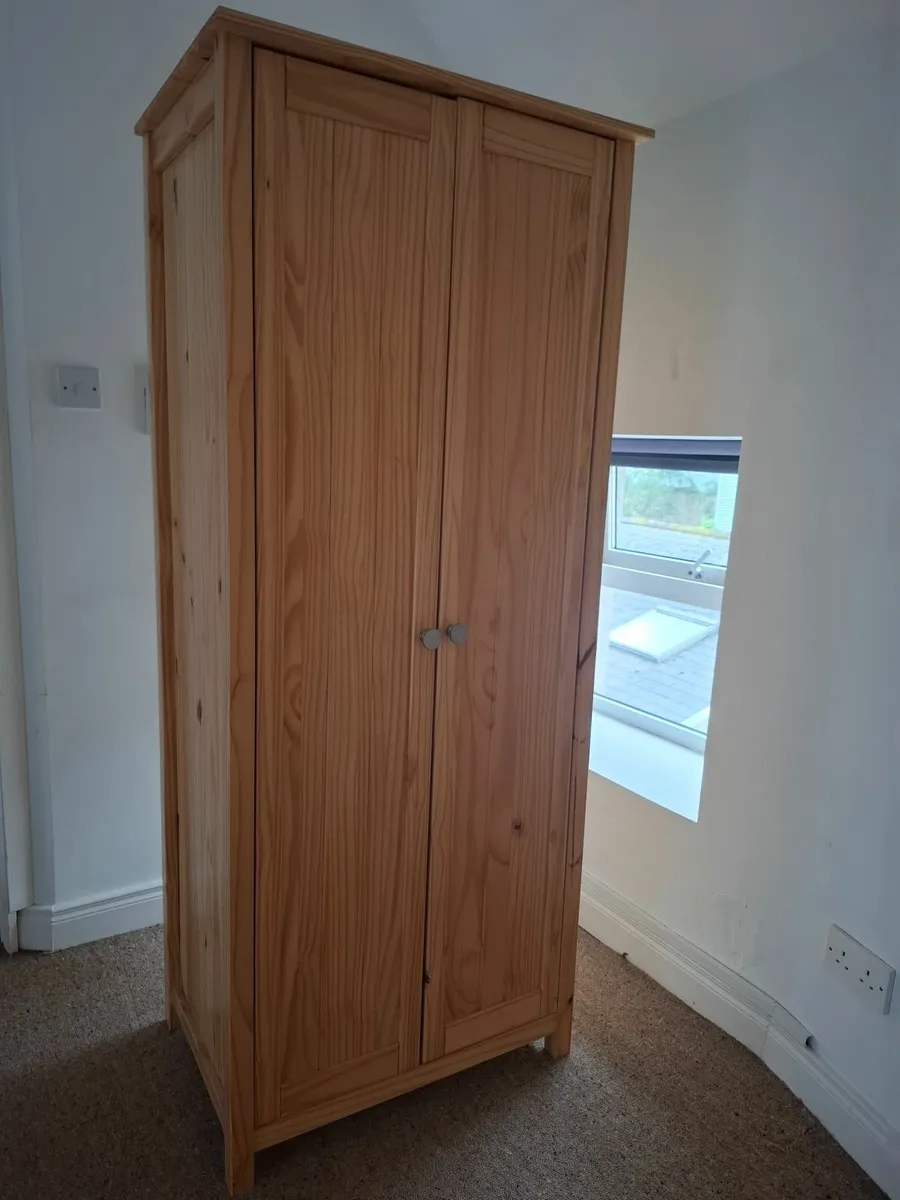 Wardrobe - Image 4