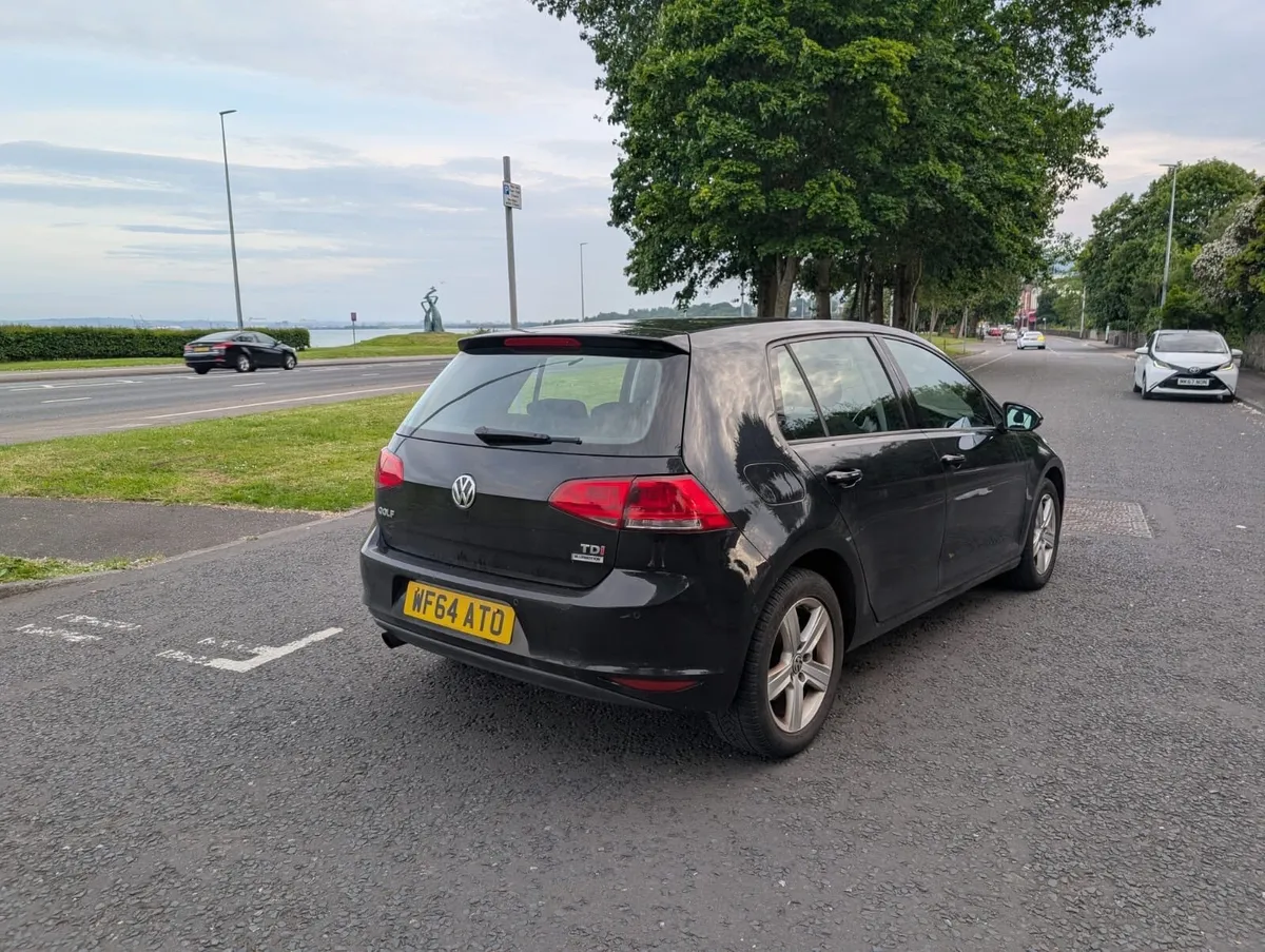 2014 Volkswagen Golf - Image 4
