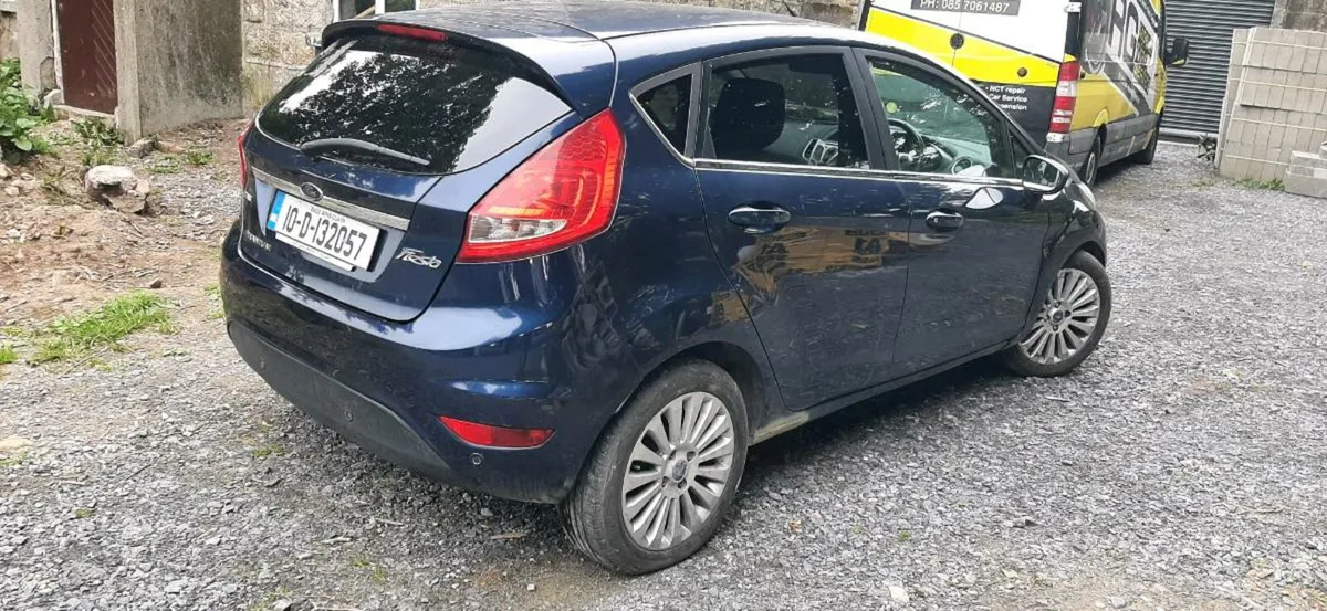 Ford fiesta titanium - Image 3