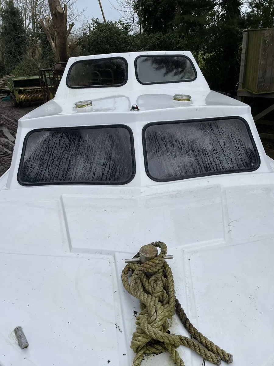 Boat - Image 4