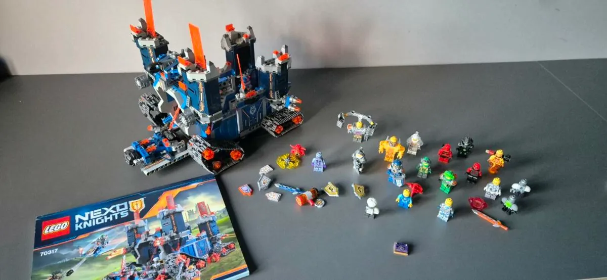 Lego Nexo Knight - Image 1