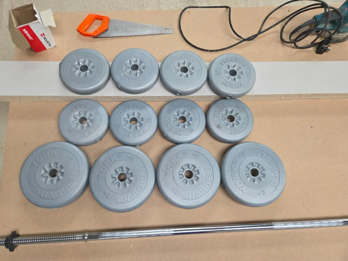Weight Bench and weights - Image 3