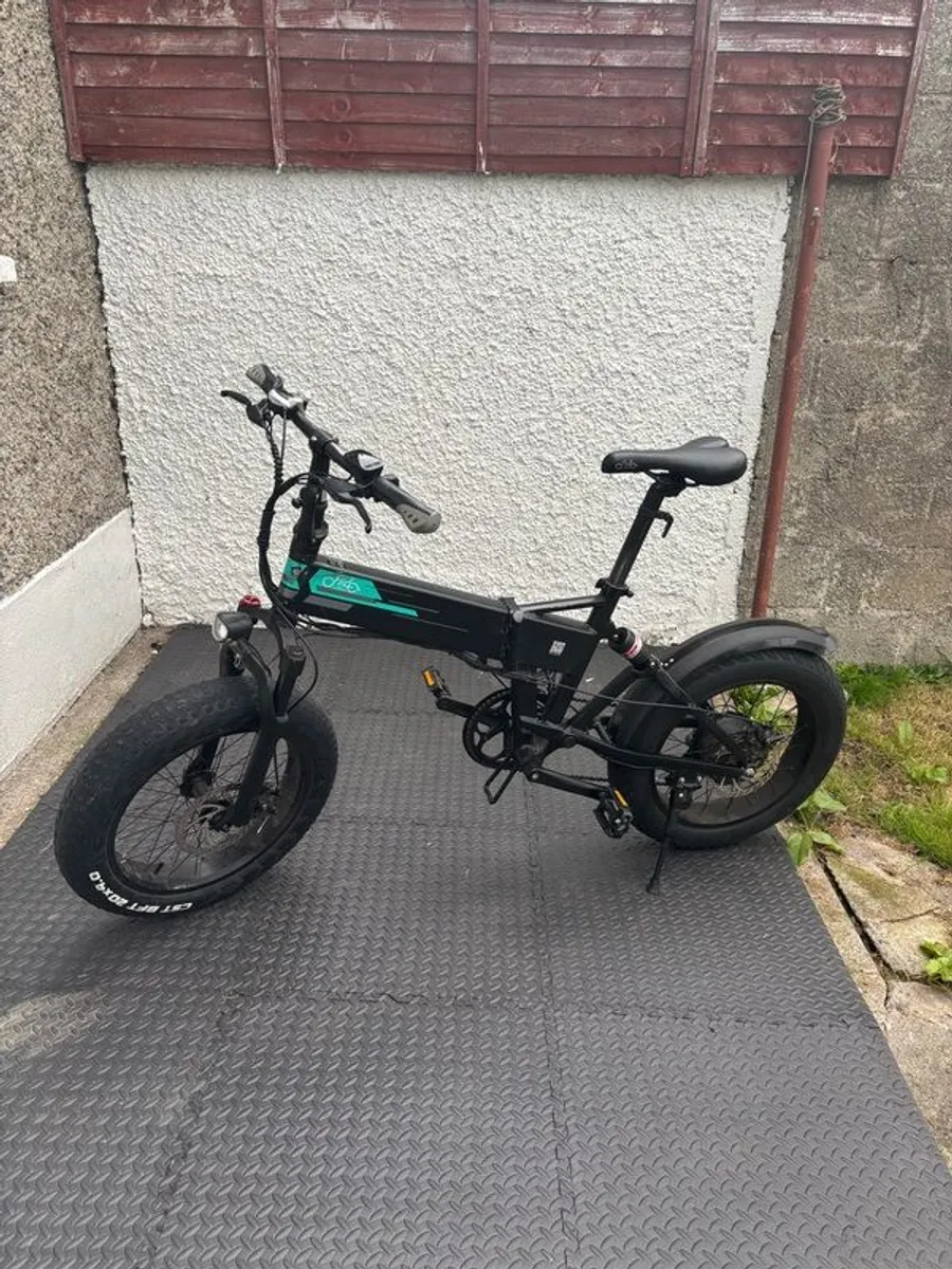 Fiido M1 PRO Electric Bike. - Image 2