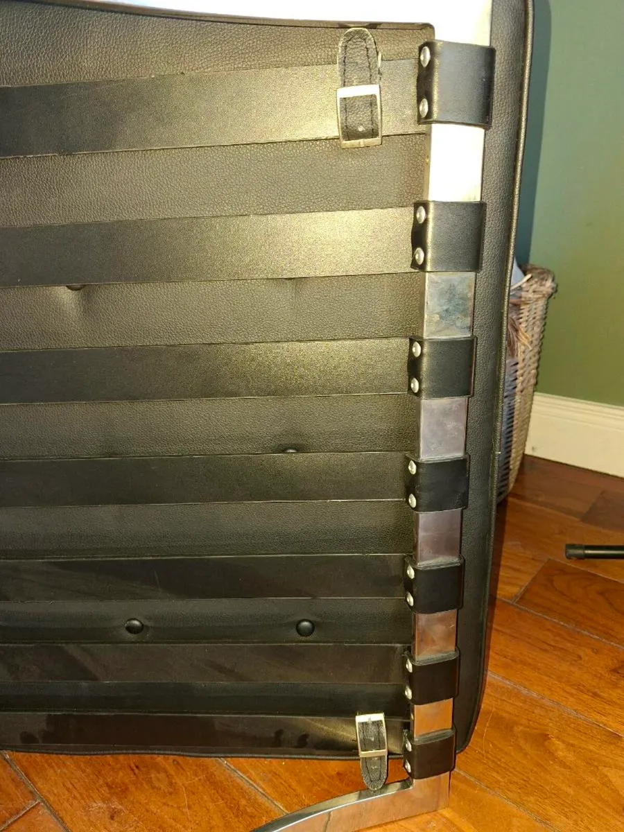 Chair - Image 4