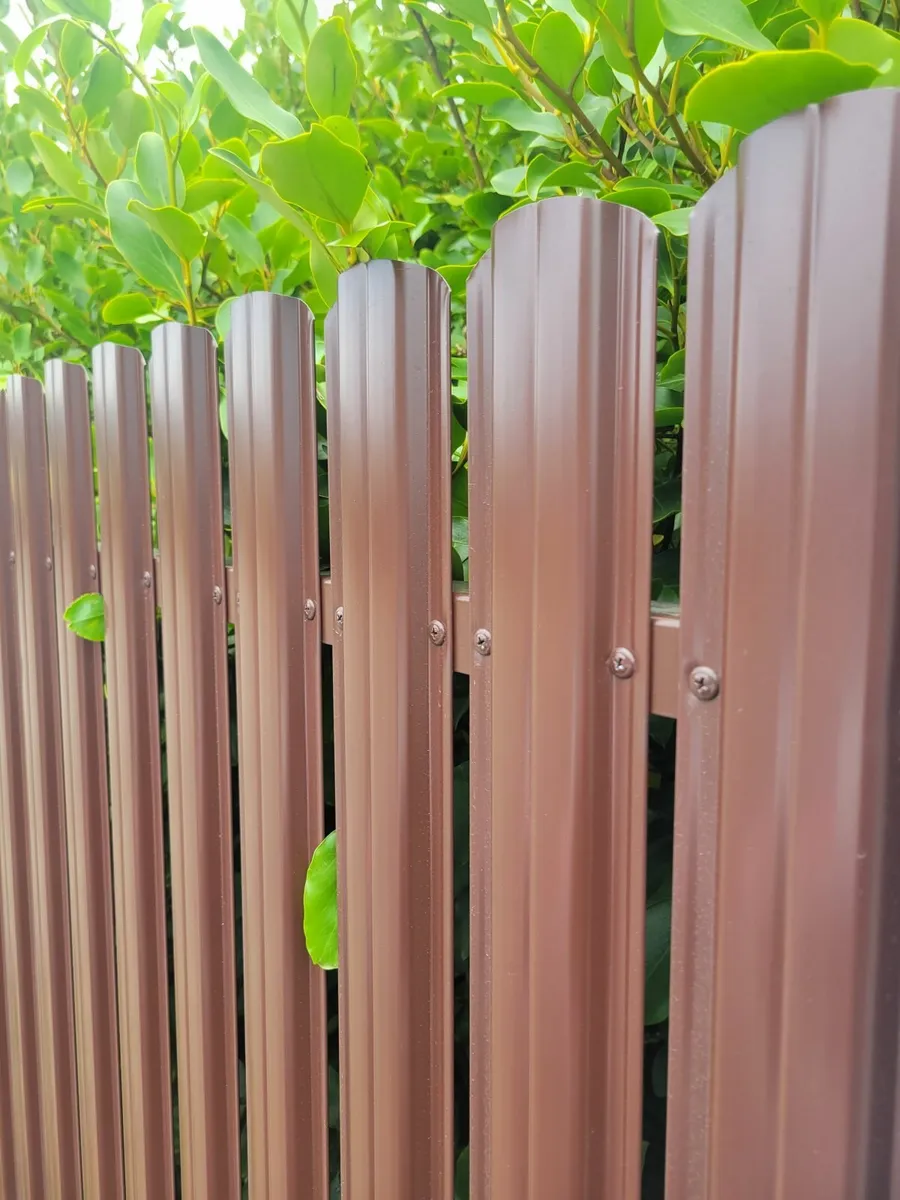 Metal fencing - Image 1