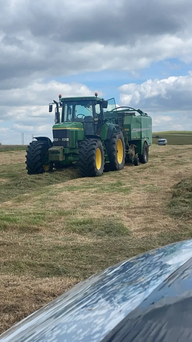 John Deere 7710 - Image 2