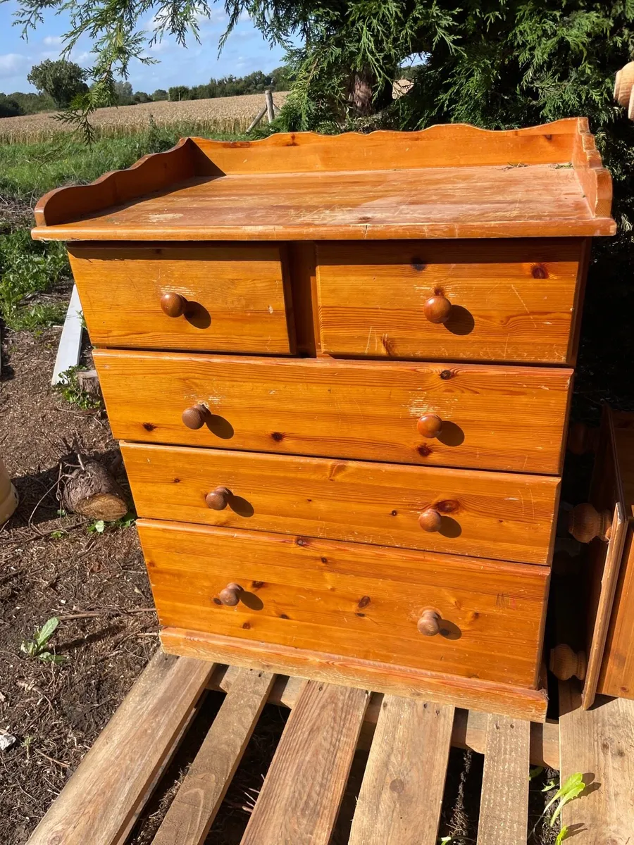 Chest and desk solid wood furniture - Image 3