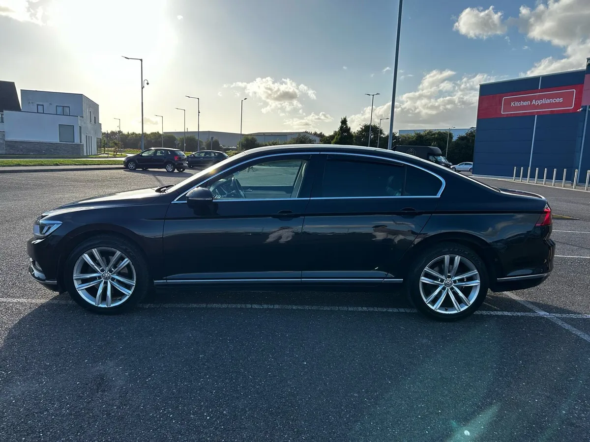 Vw Passat Highline 1.6 Diesel - Image 3