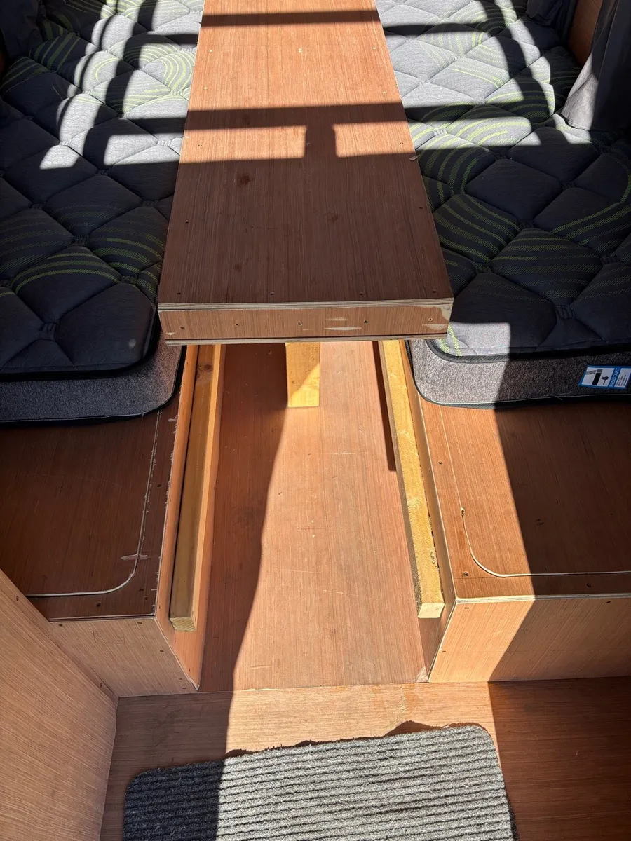 Caravan - Image 4