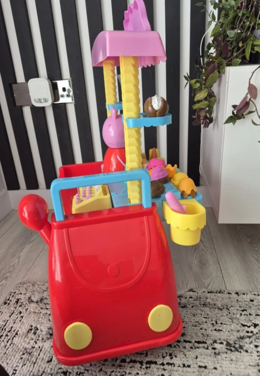 Peppa Pig Ice Cream Van - Image 3