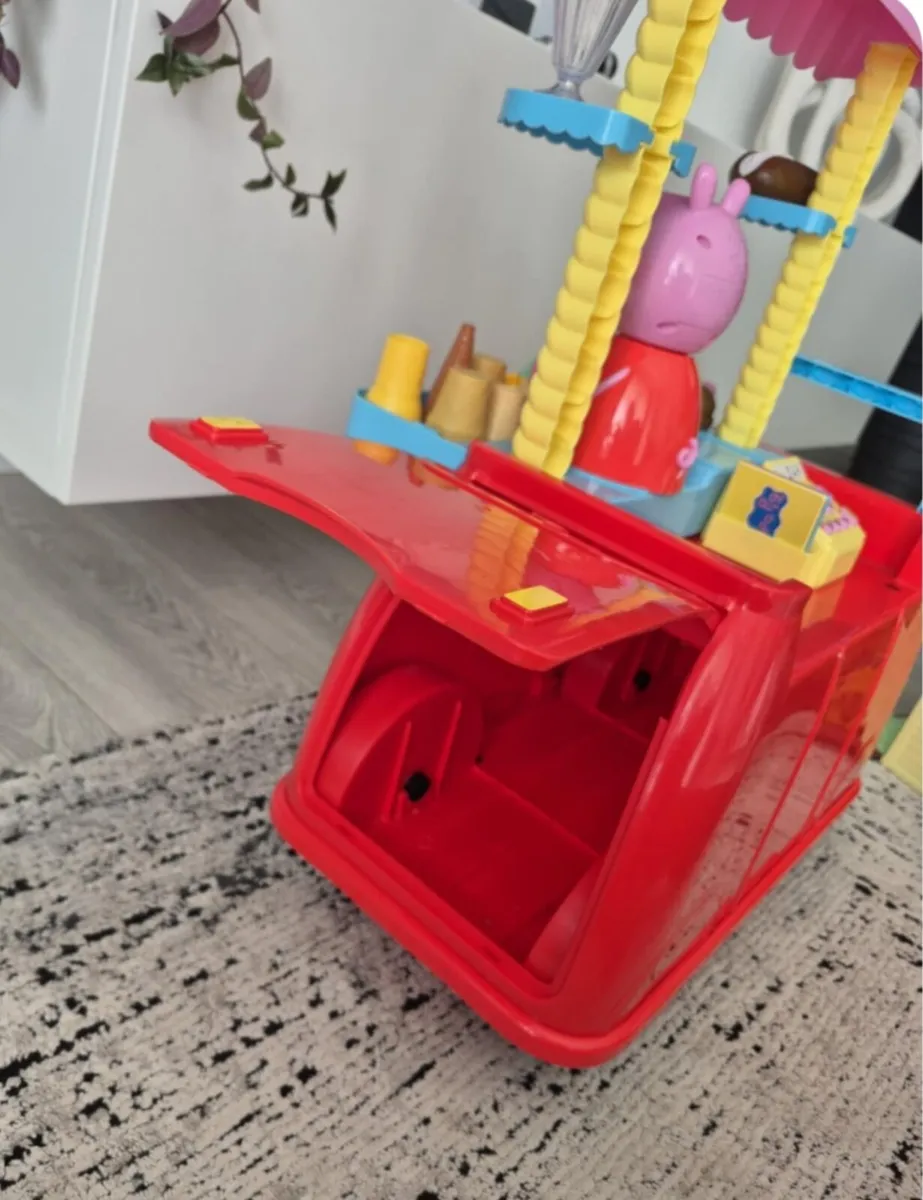Peppa Pig Ice Cream Van - Image 4