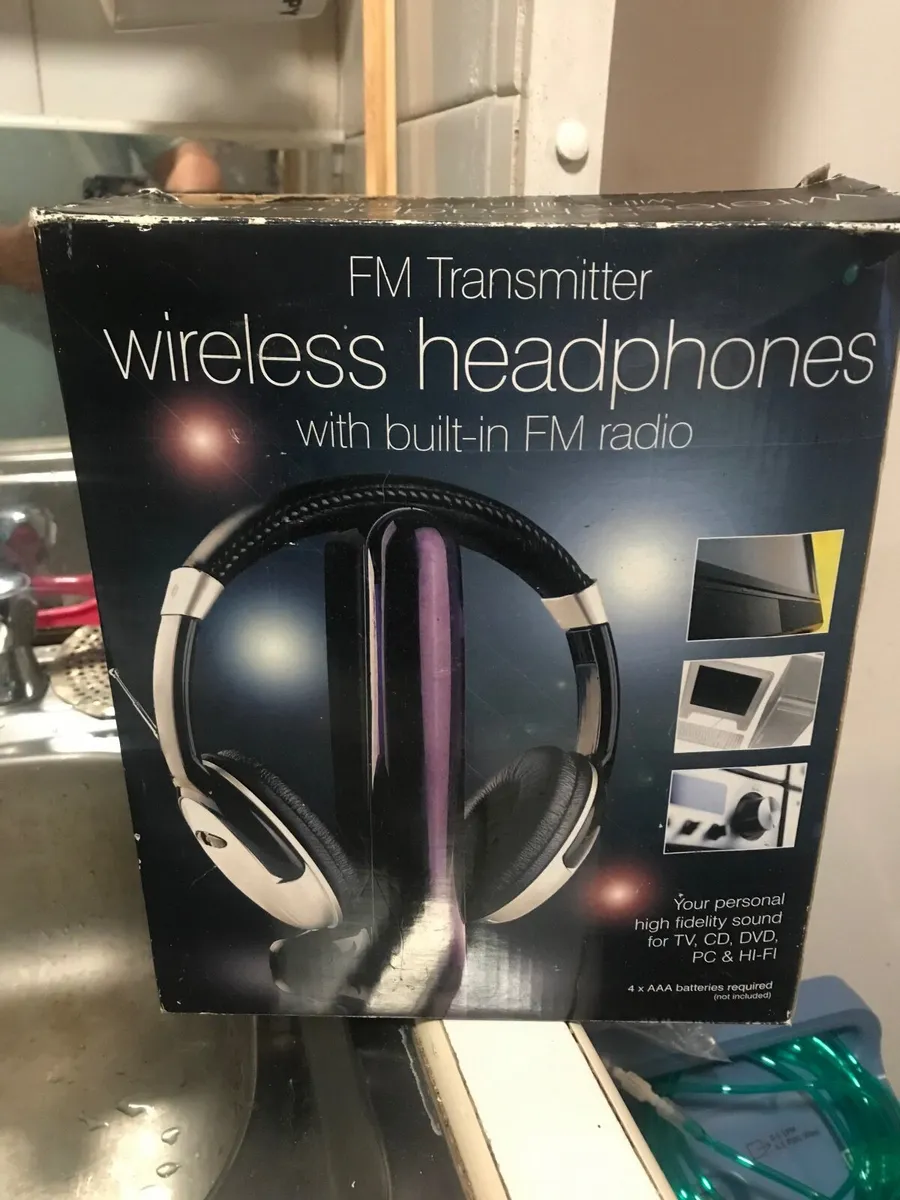 Wireless headphones