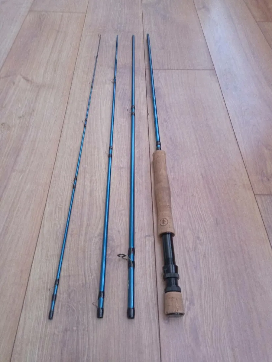 Fly fishing rod and reel+4 fly's - Image 1