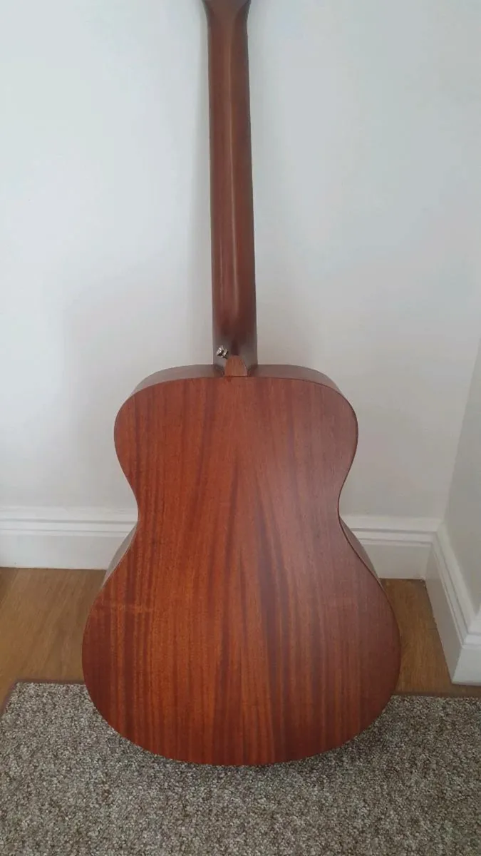 Guitars - Image 4