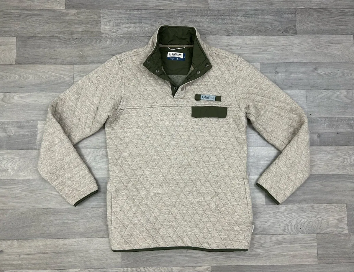 Magellan Outdoors Quilted Half Button Jumper - Image 1