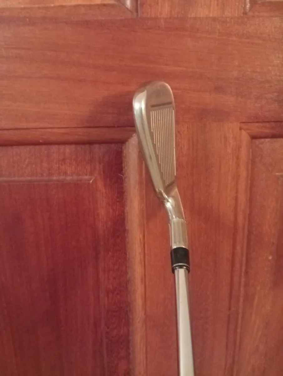 Left Handed TaylorMade M4 Irons As New 5-SW - Image 4