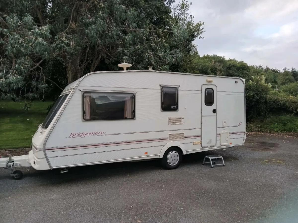 Caravan - Image 1