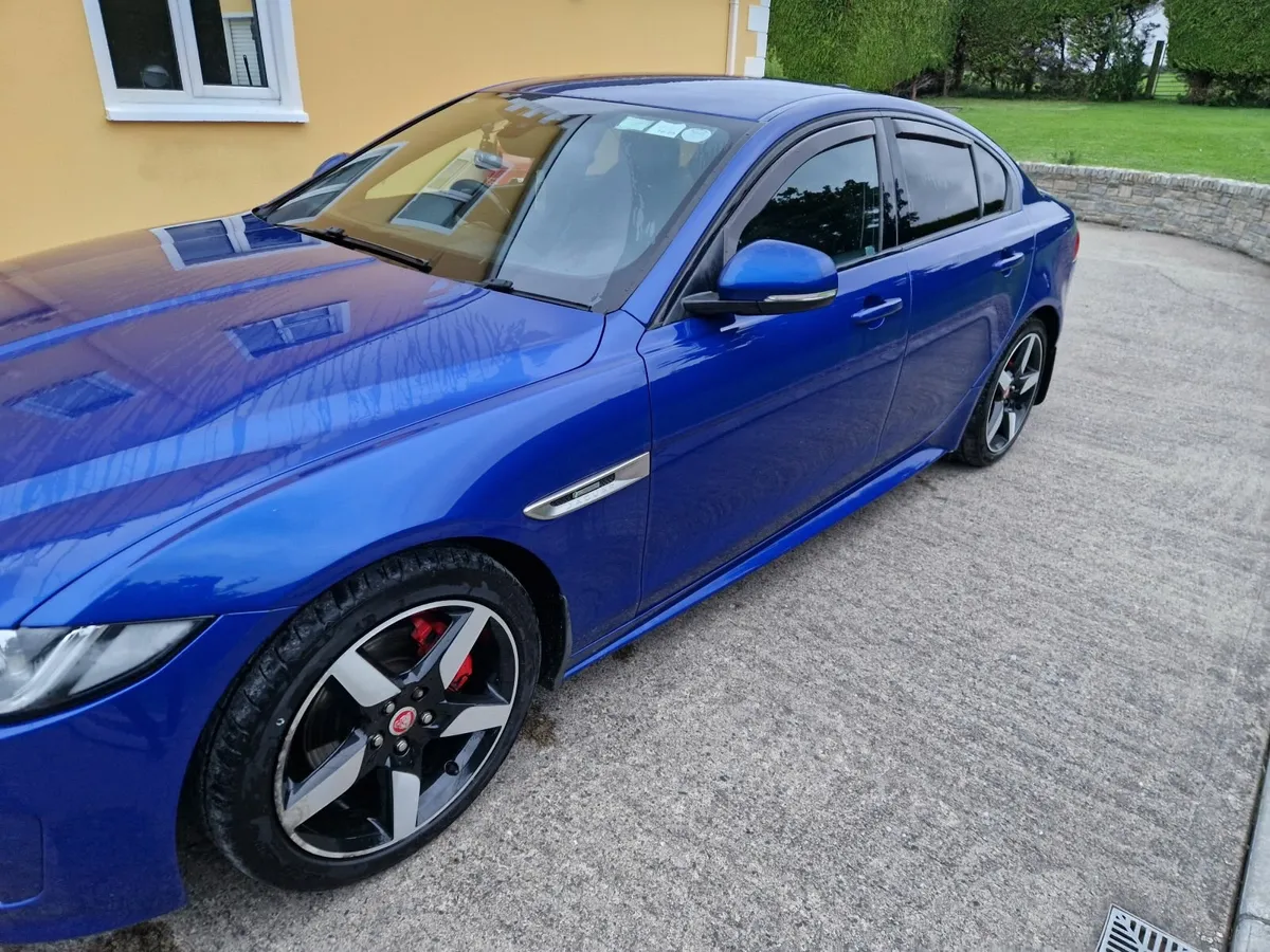 Jaguar XE 2017 - Image 3