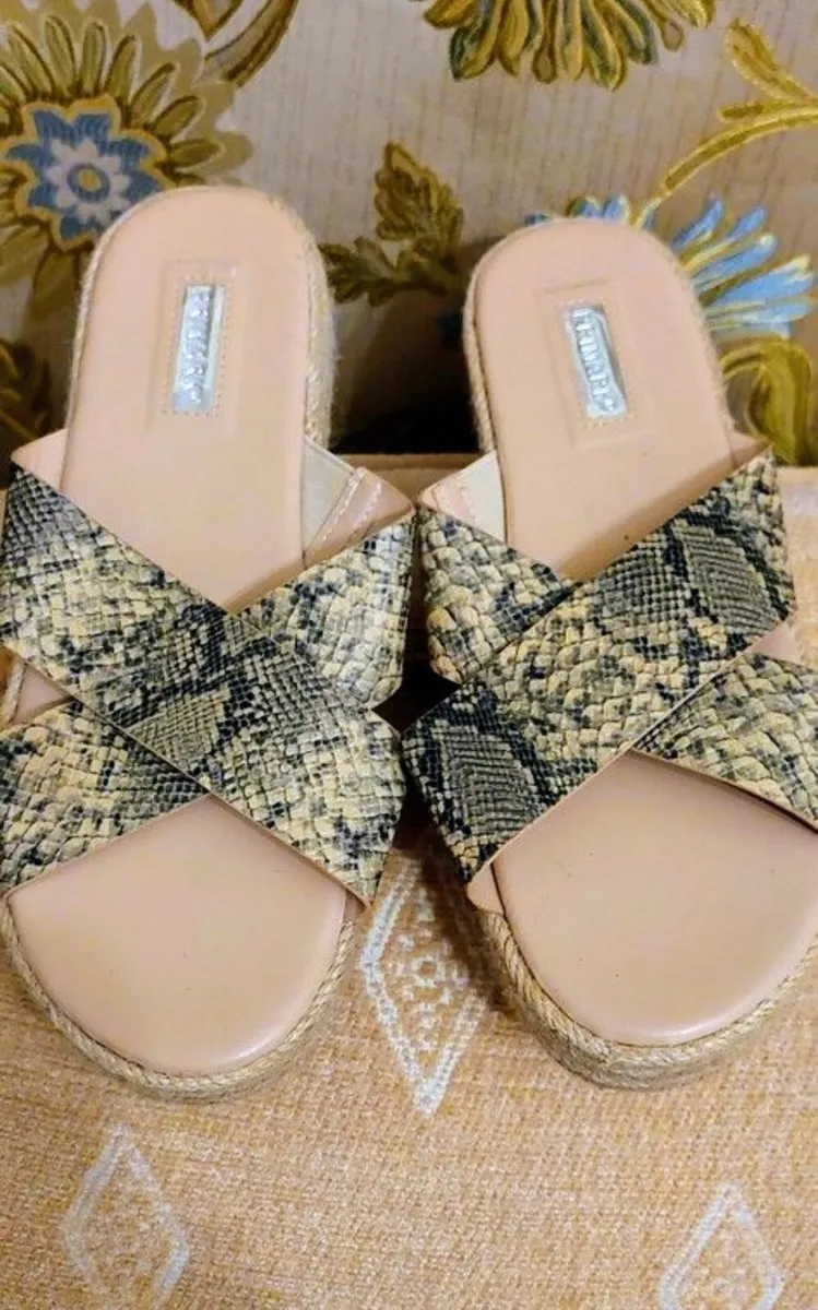 Sandals - Image 2
