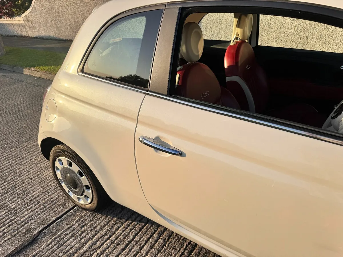 Fiat 500 2015 Auto 1.2 Petrol Very Low Klm - Image 4