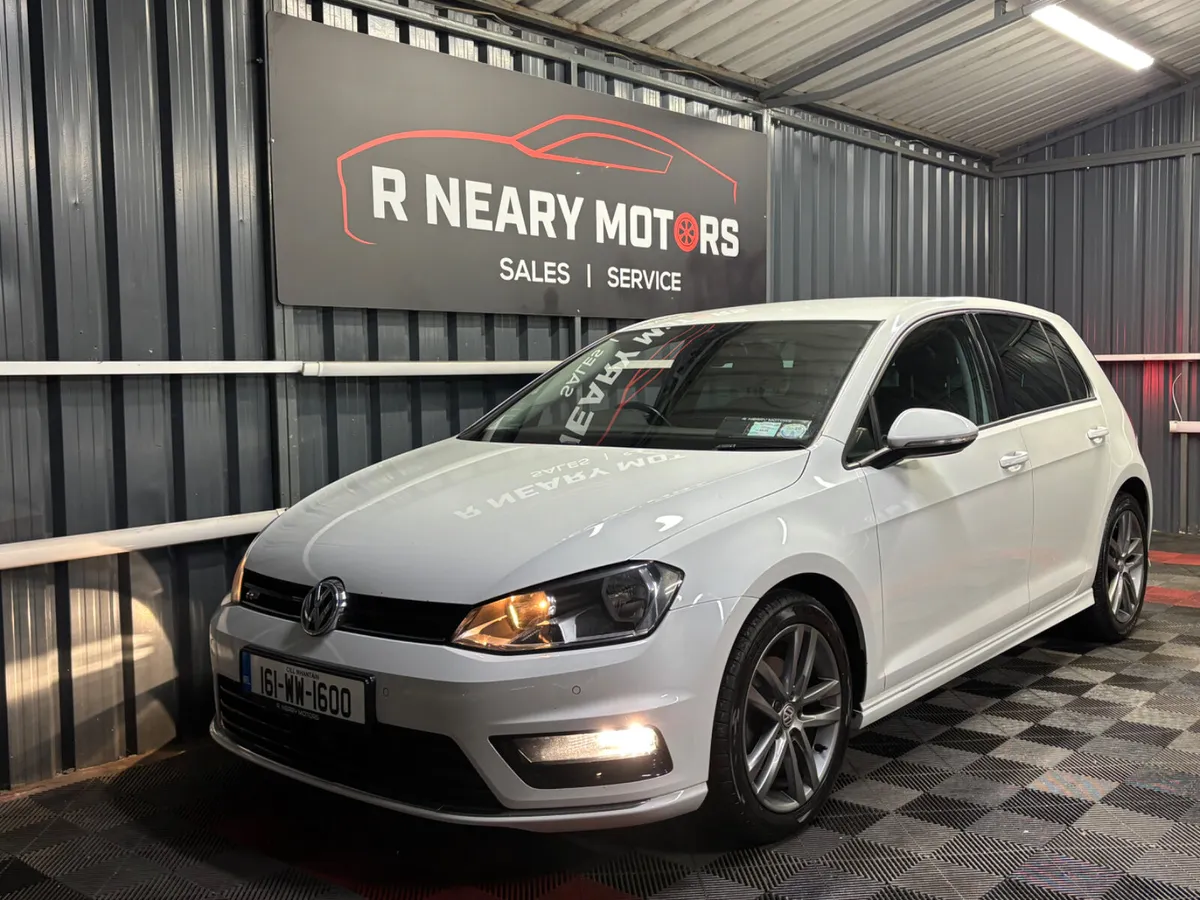 2016 Volkswagen Golf 1.6 R-Line Manual - Image 2