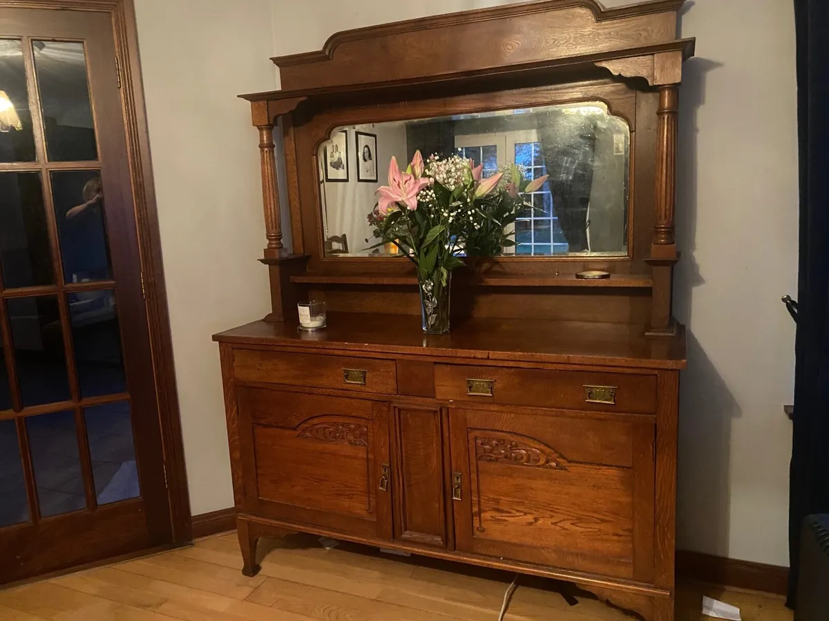 Antique Mahogony Dresser with mirror all in one - Image 2