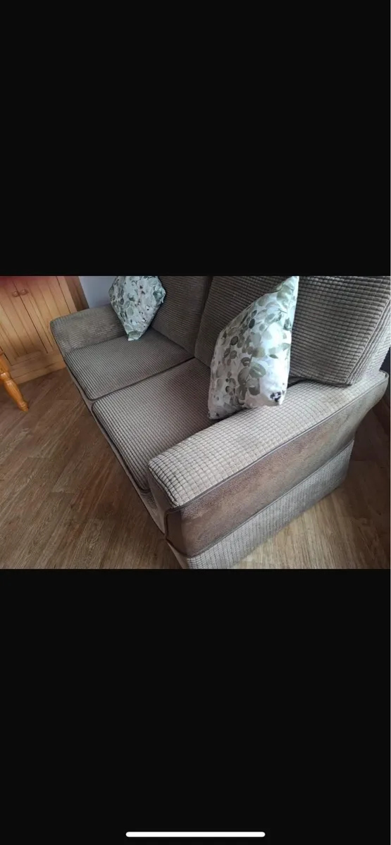 Couch - Image 1