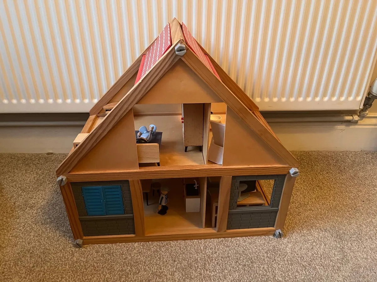 Dolls house - Image 3