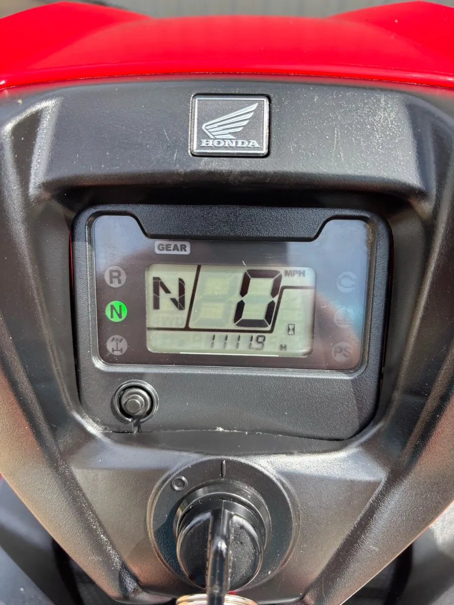 2023 Honda 520FA6 1000hrs - Image 3