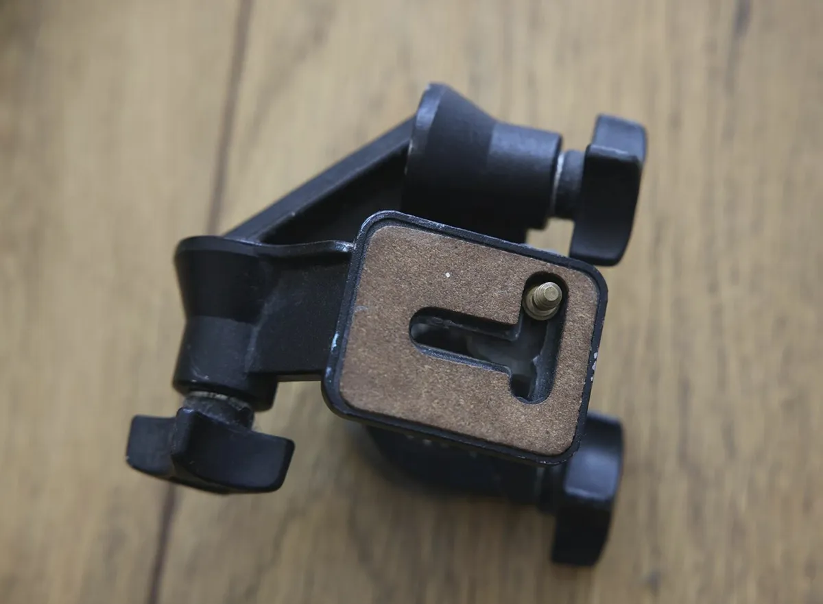 Manfrotto 056 3D Junior Tripod Head Black - 3025 - Image 1