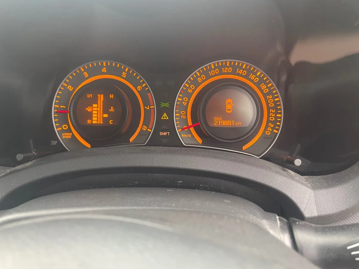 Toyota Auris,  Brand New NCT, Apple CarPlay - Image 2