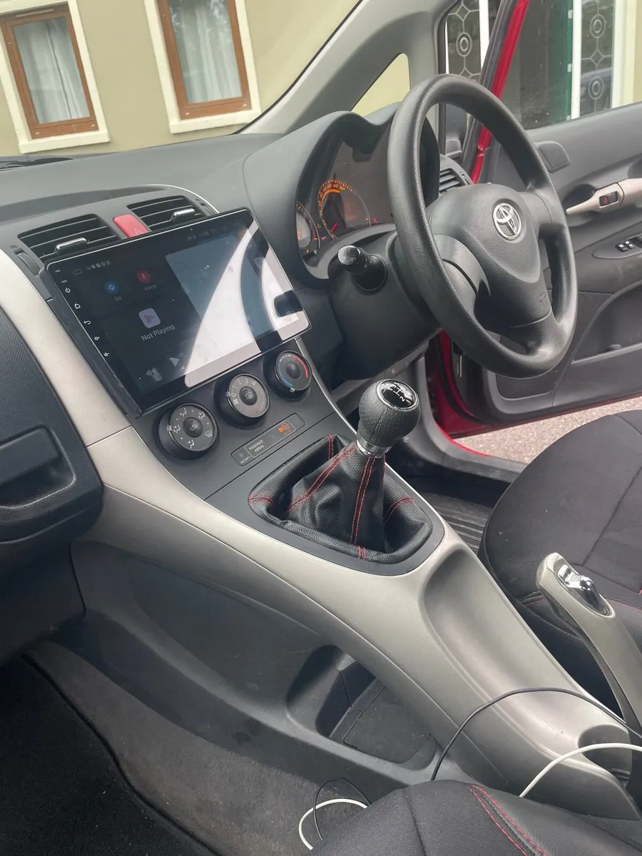 Toyota Auris,  Brand New NCT, Apple CarPlay - Image 4