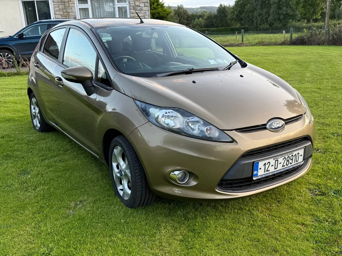 Ford Fiesta 2012 - Image 2