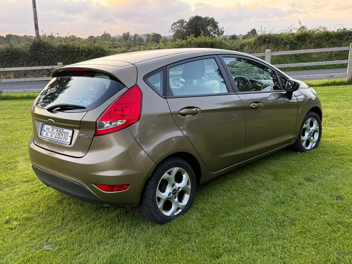 Ford Fiesta 2012 - Image 4