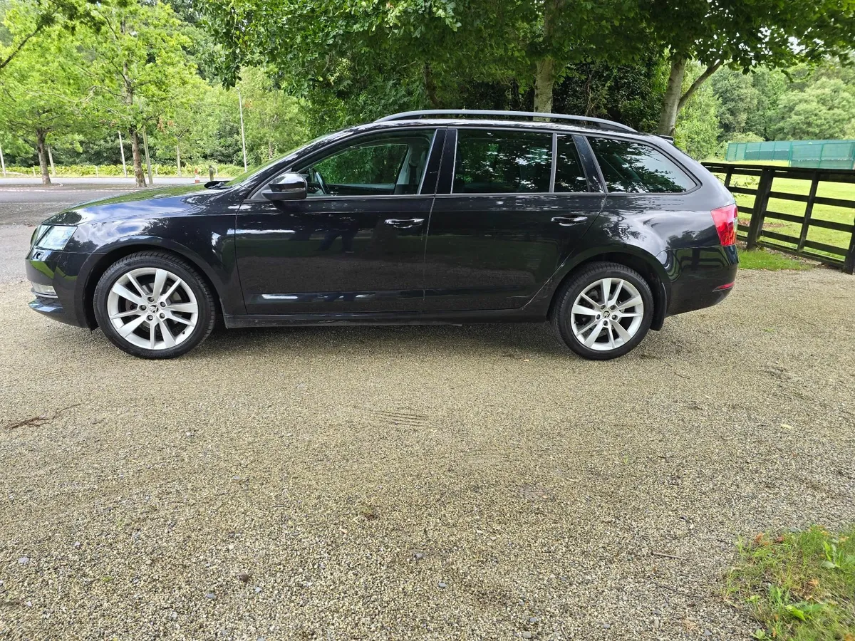 2017 Skoda Octavia Estate  1.6 Tdi ( Auto ) - Image 4