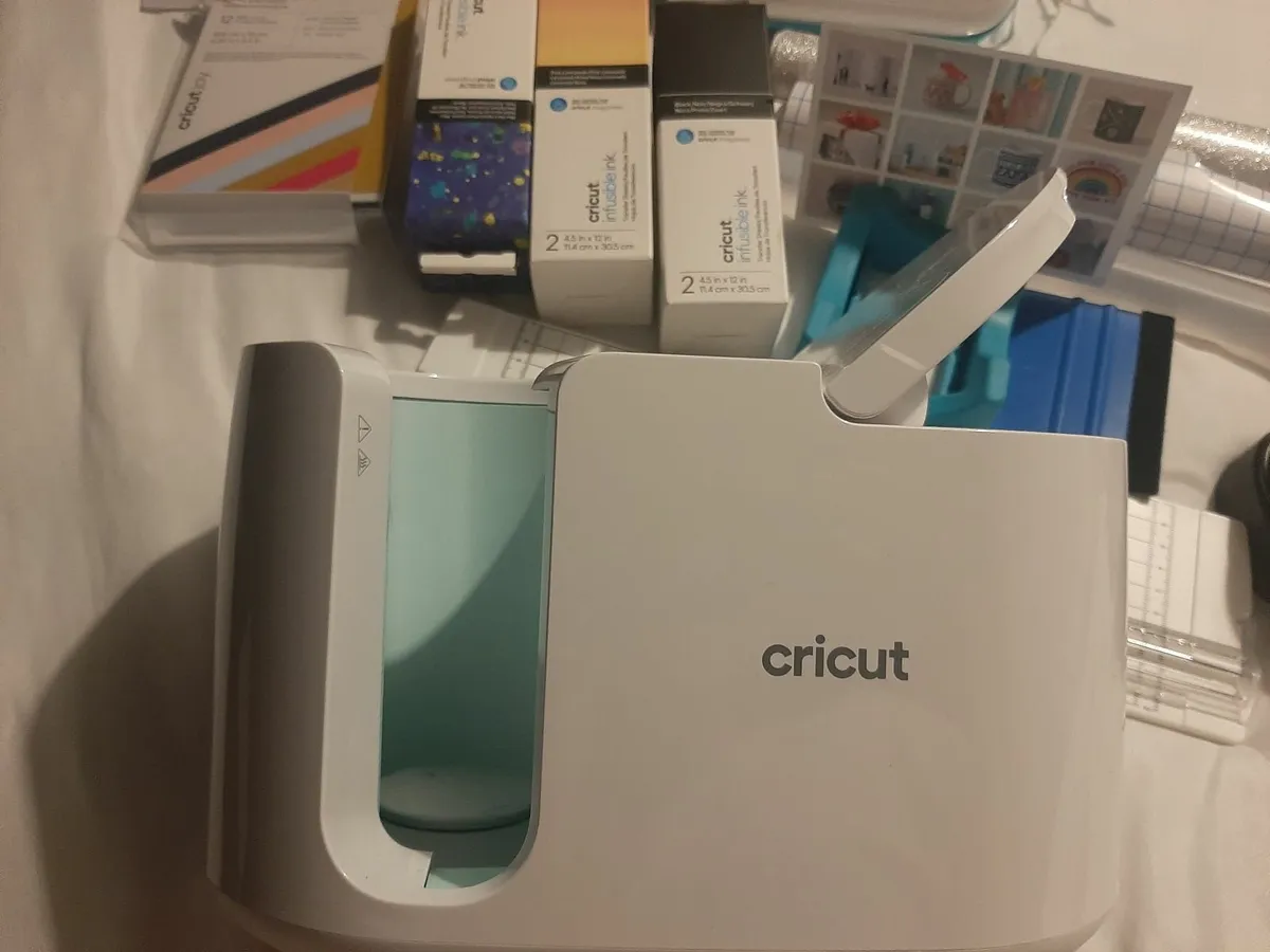 Cricut Mug Press and Cricut Joy - Image 3