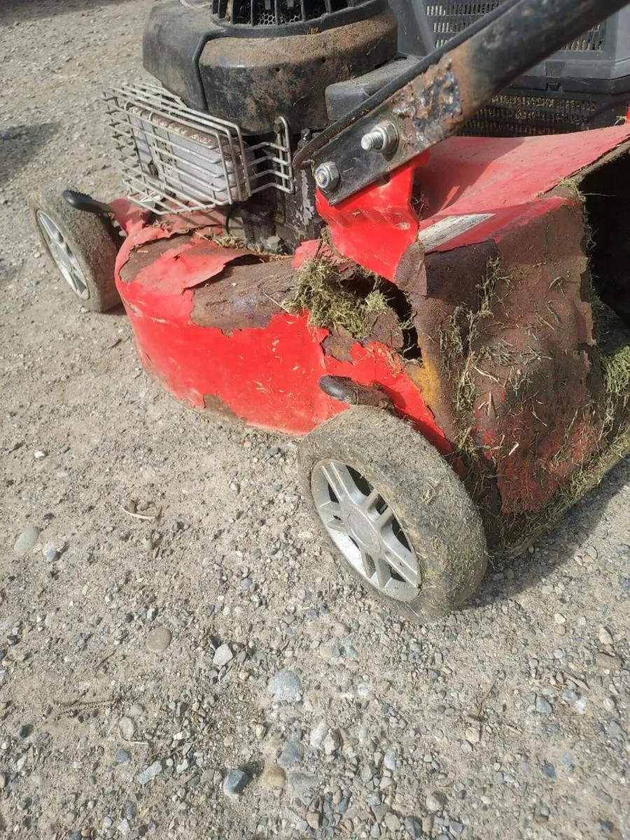 Lawnmower - Image 4