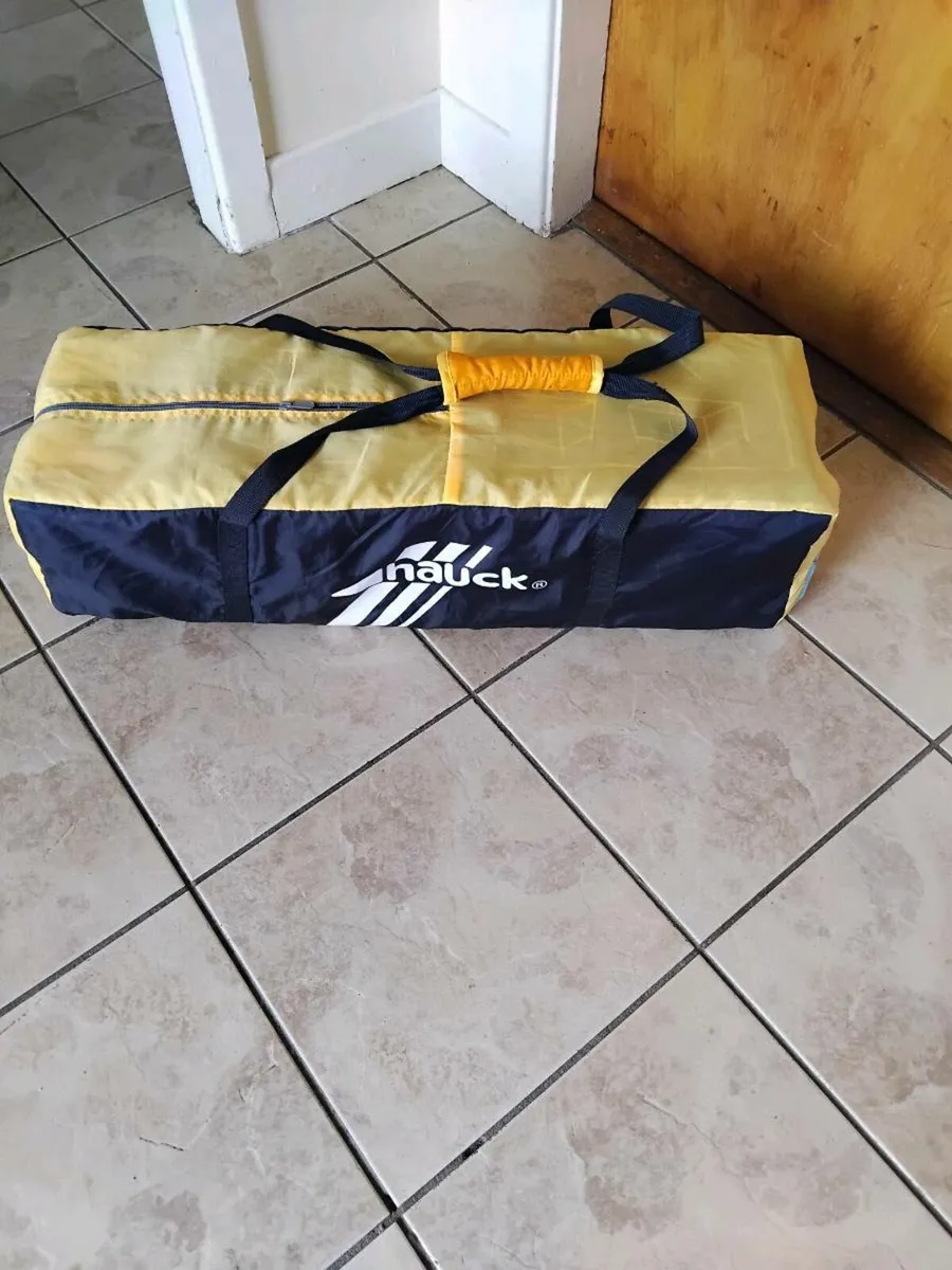 Travel cot and proper mattress - Image 4