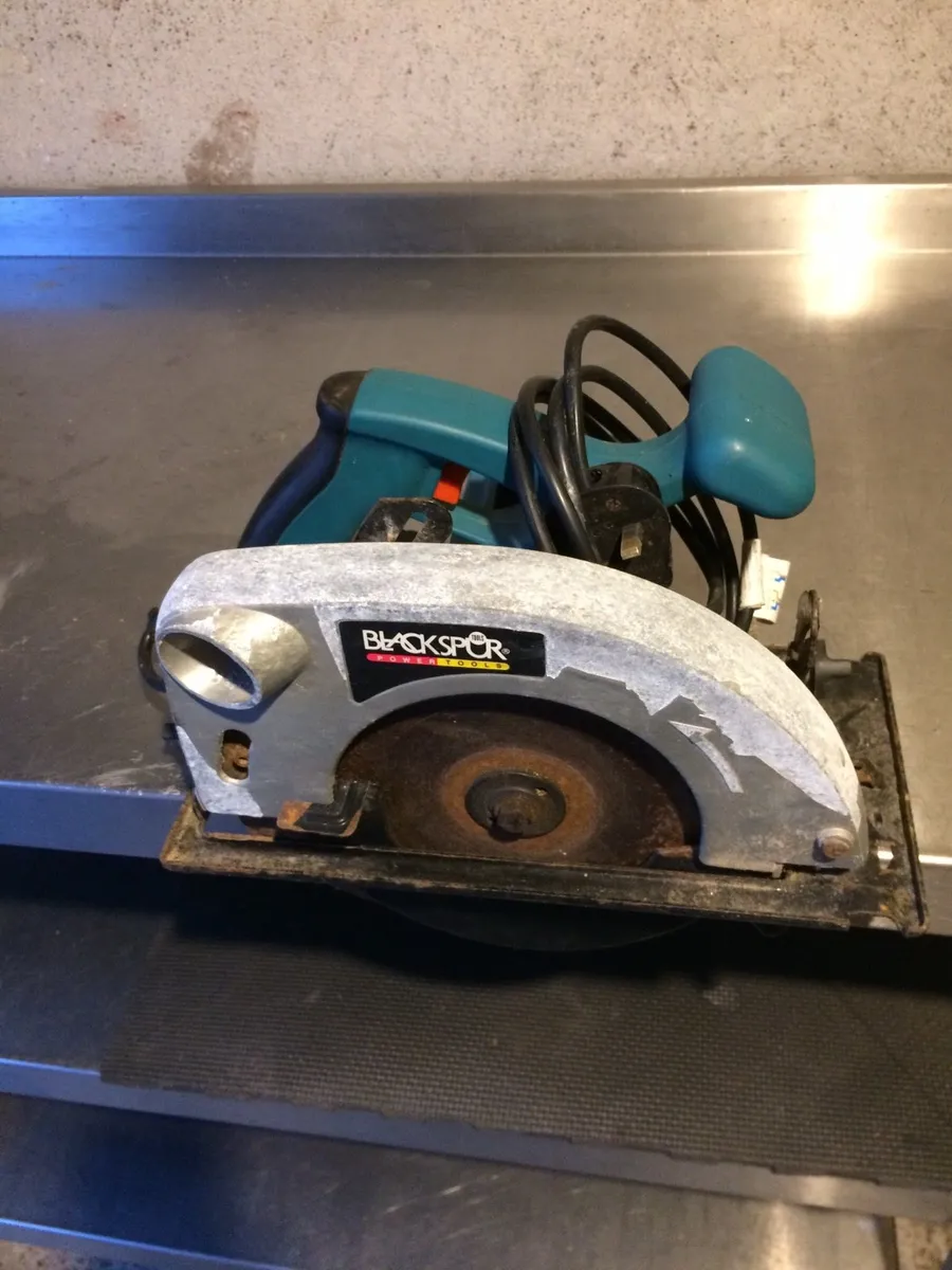 Black spor Circular Saw - Image 1