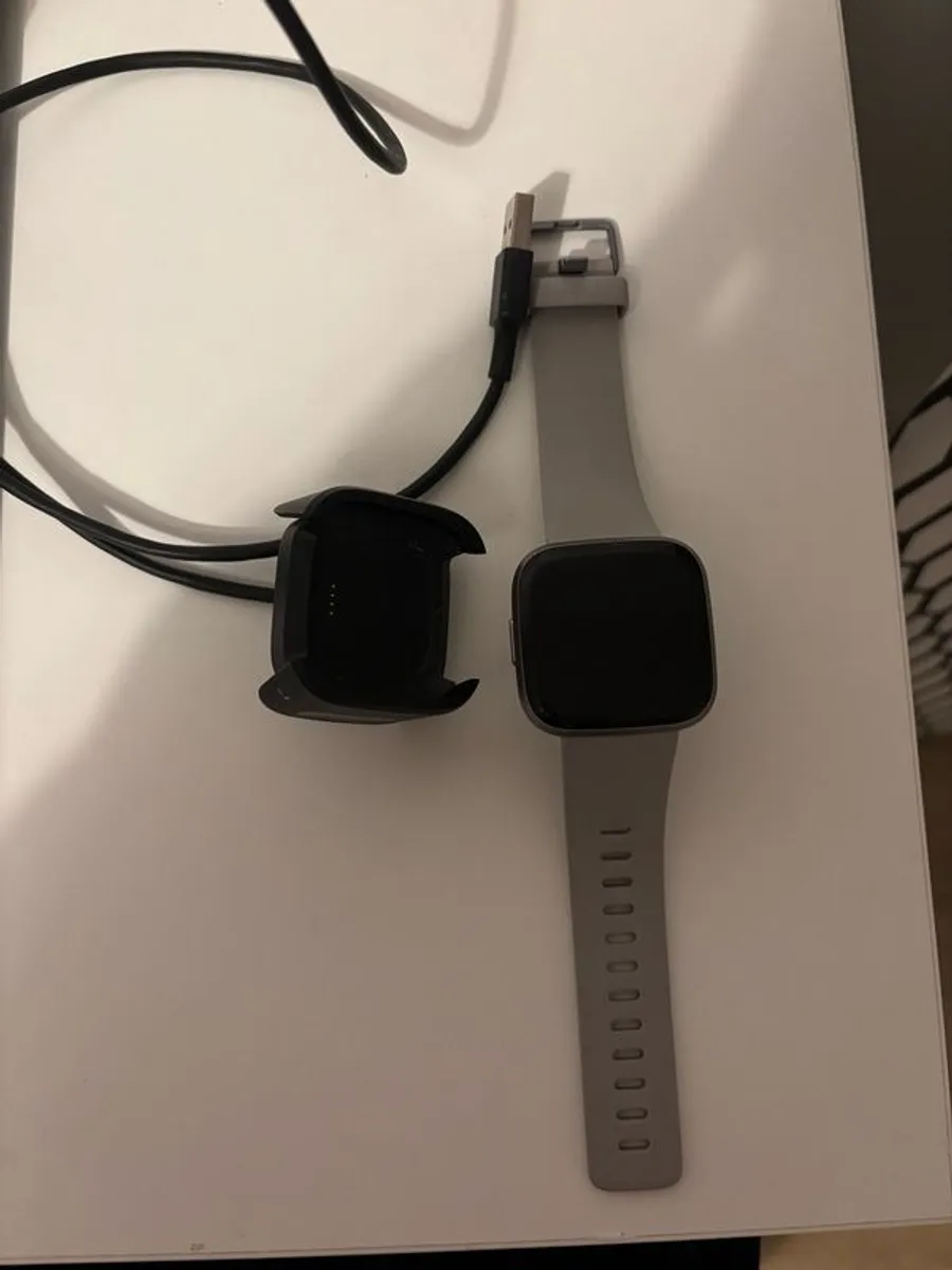 Fitbit Versa 2