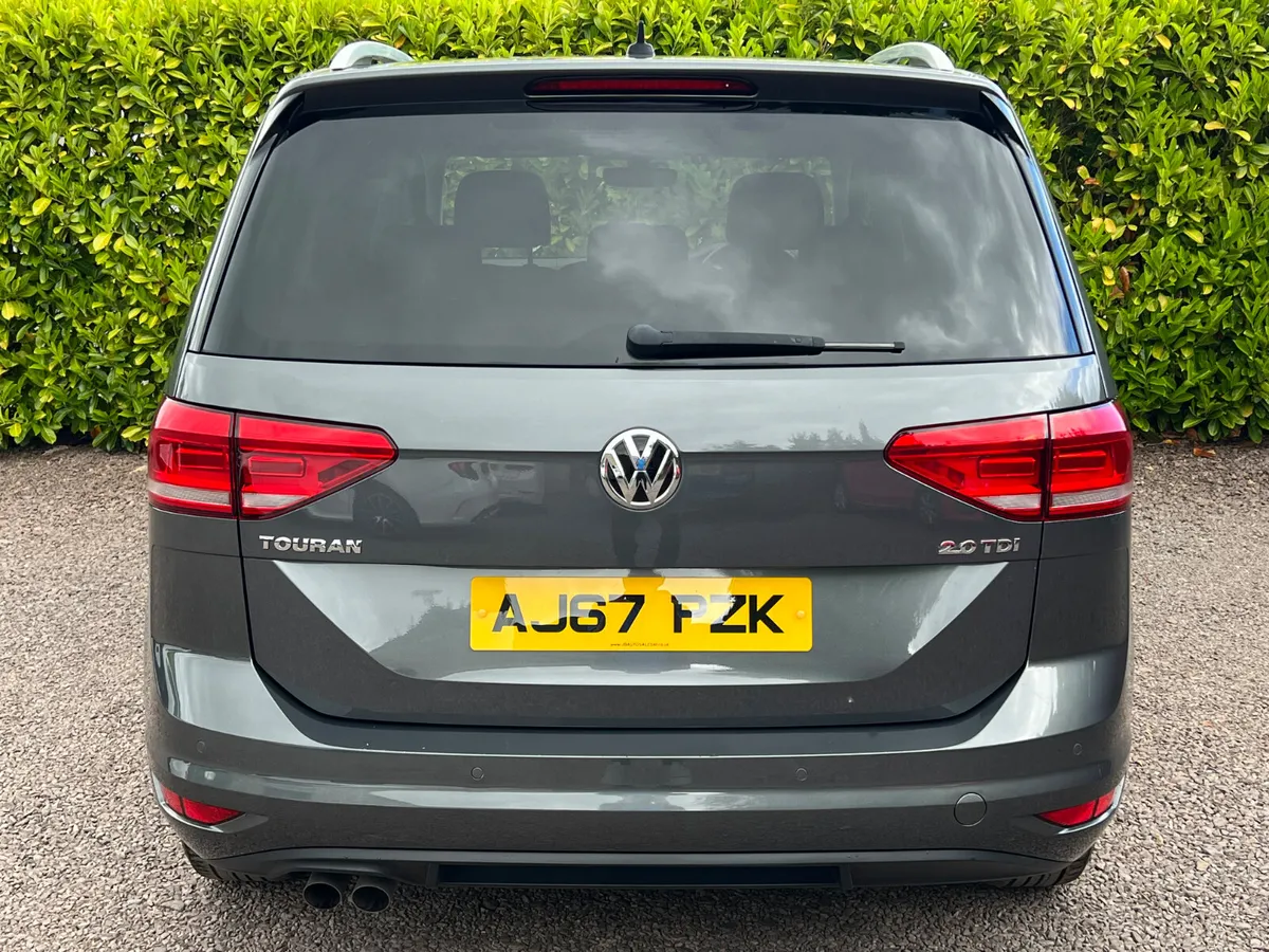 Volkswagen Touran 2.0 TDI 2017 **1 owner** - Image 3