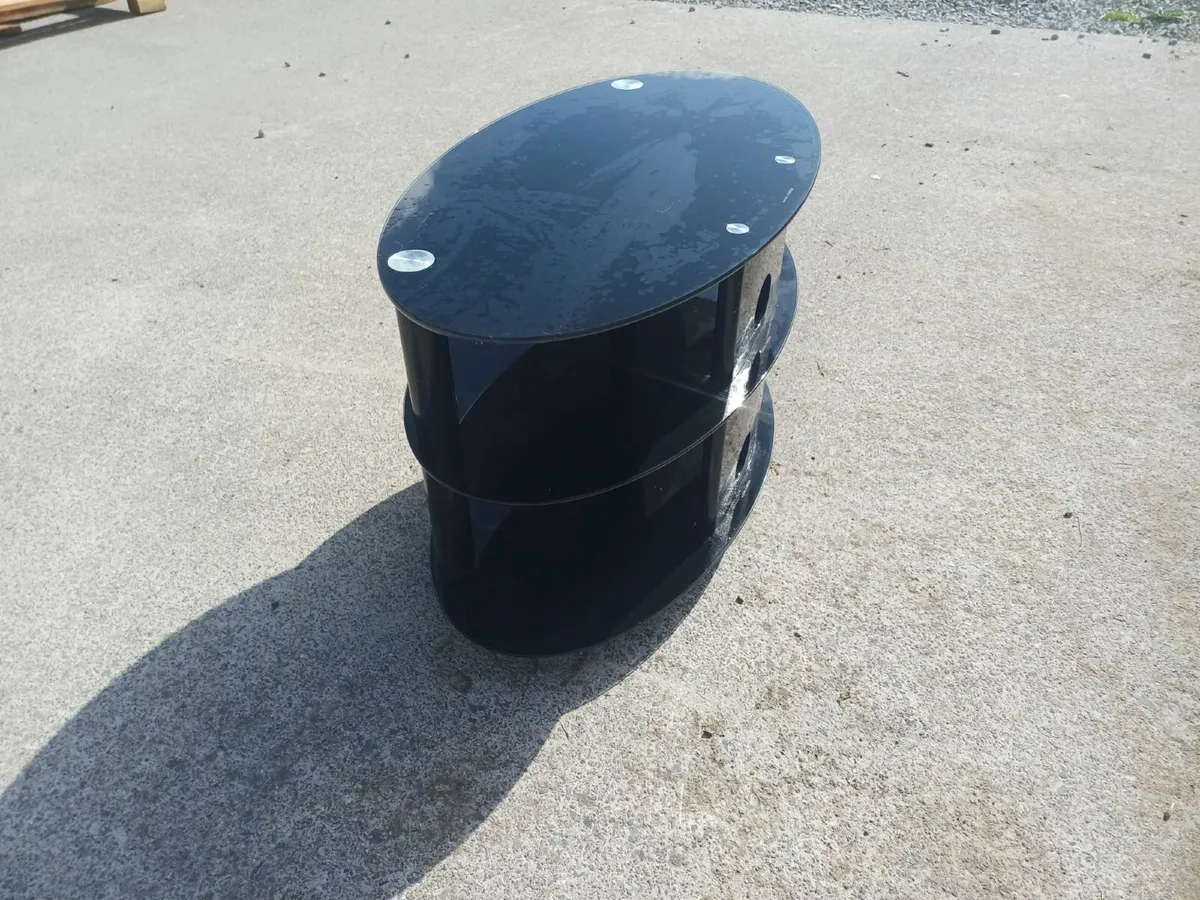 Television stand - Image 2