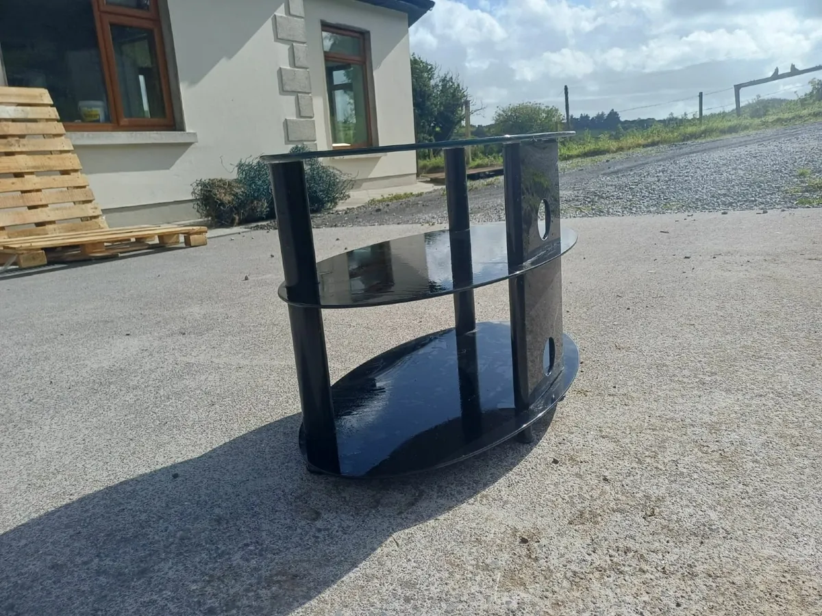 Television stand - Image 3