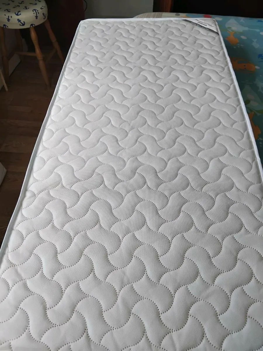 Mamas and papas cot mattress - Image 2