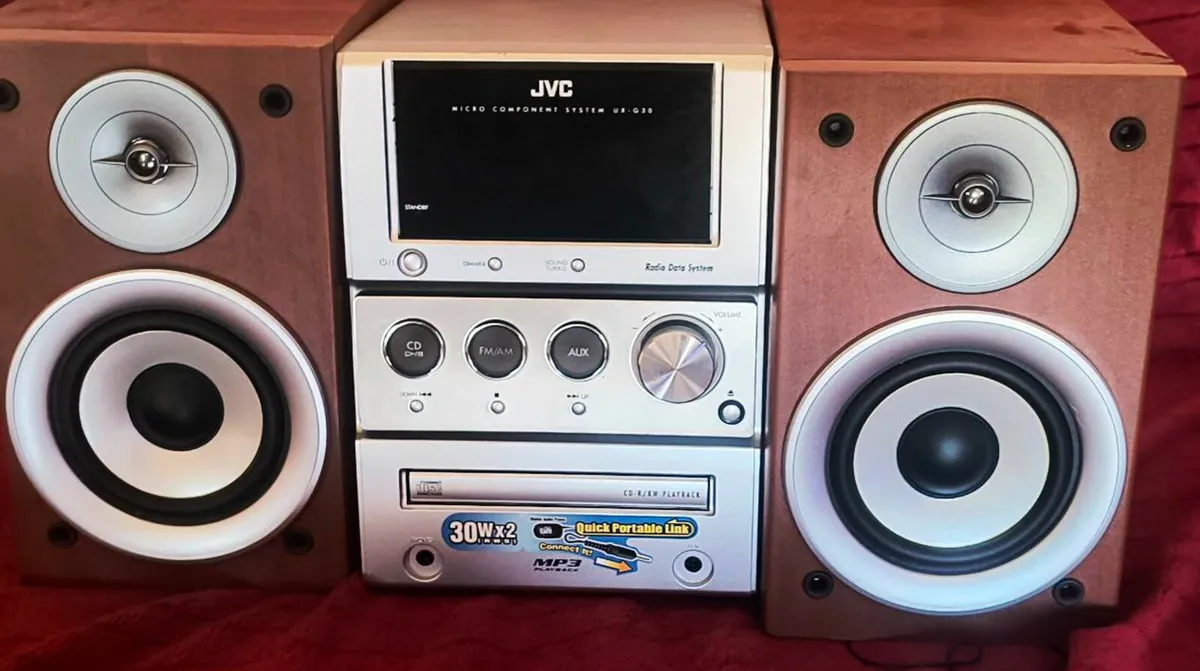 Mp3, CD, AUX, Radio JVC Hi-Fi System  Speakers - Image 1