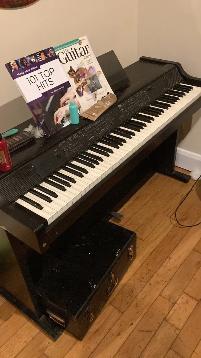 Electric piano - Image 1